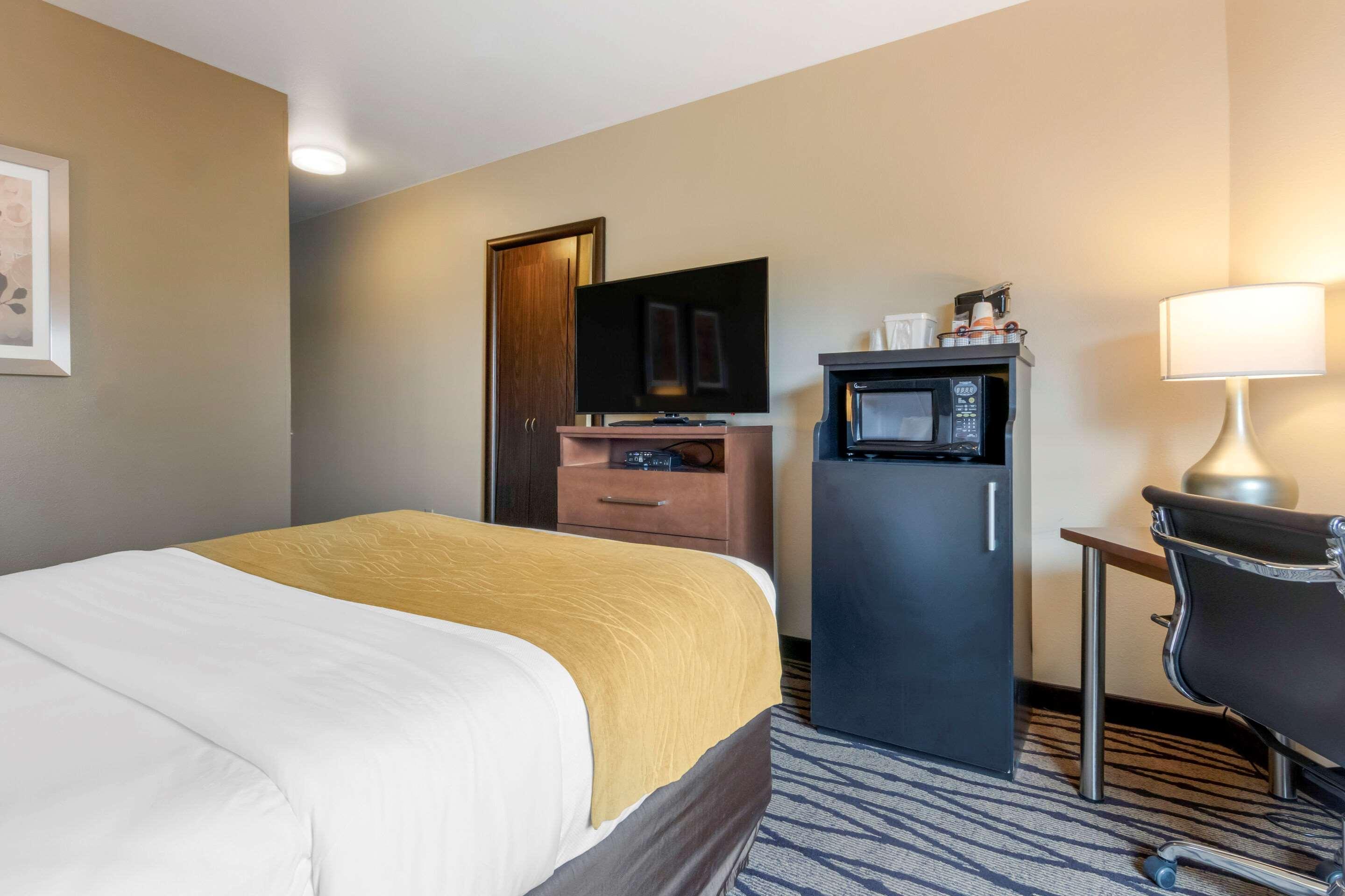 Comfort Inn & Suites Market - Airport Great Falls Esterno foto