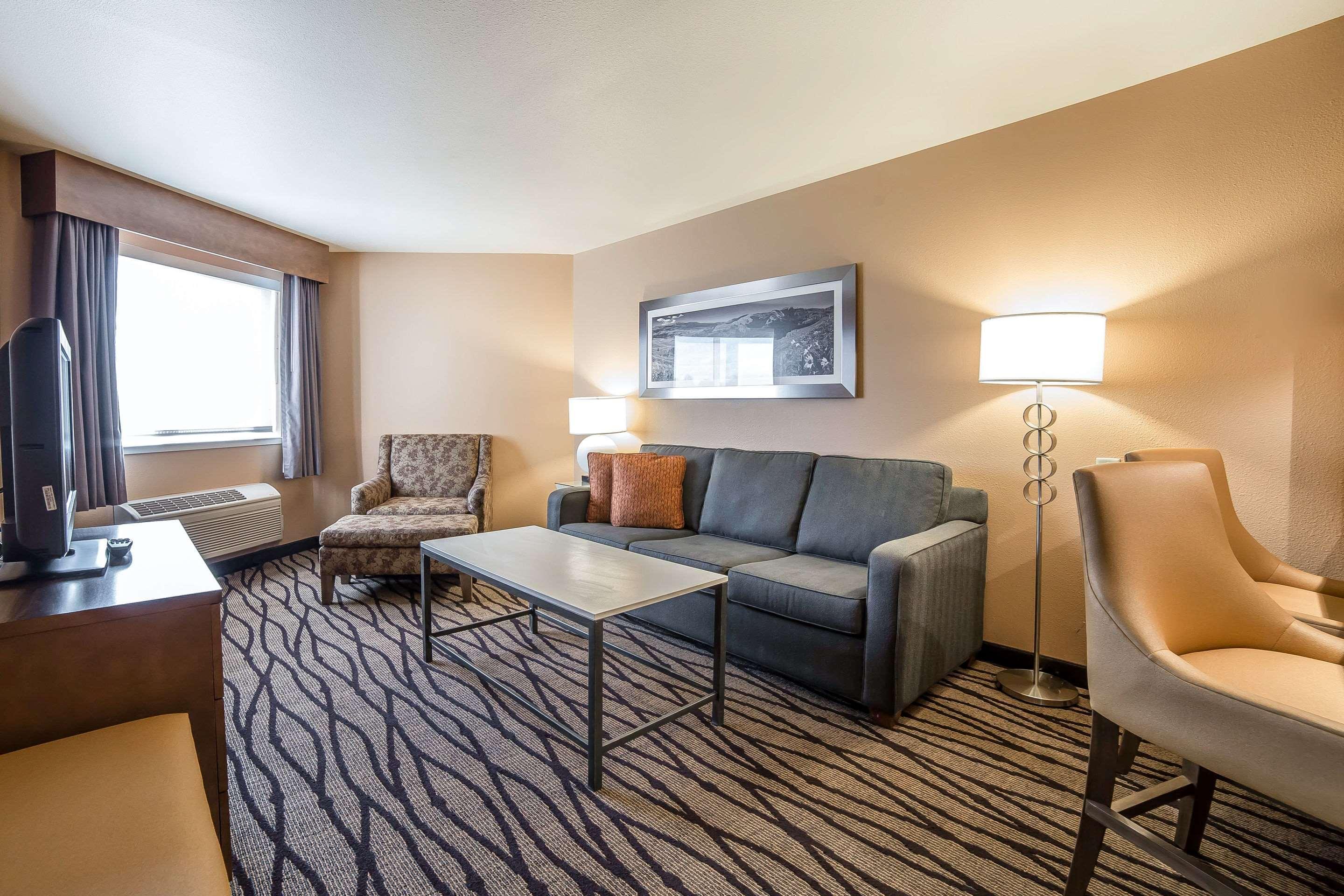 Comfort Inn & Suites Market - Airport Great Falls Esterno foto